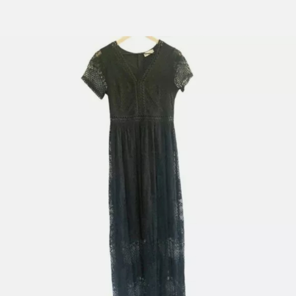 Altar'd State Maxi Dress,Black lace Large - Picture 11 of 14